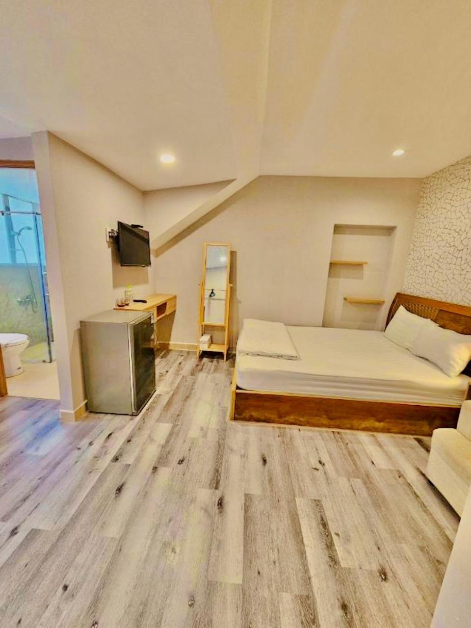 Simmi 5 Hotel & Apartment Ho Chi Minh City Exterior photo